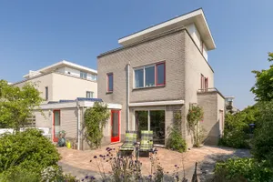 House for sale Beukenhof 170 Lelystad