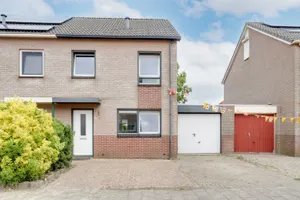 House for sale Volendamstraat 5 Lelystad